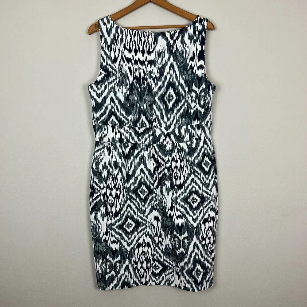 LAFAYETTE 148 Dress Womens 10 Black White Printed Sheath Sleeveless V-Neck 10/12
